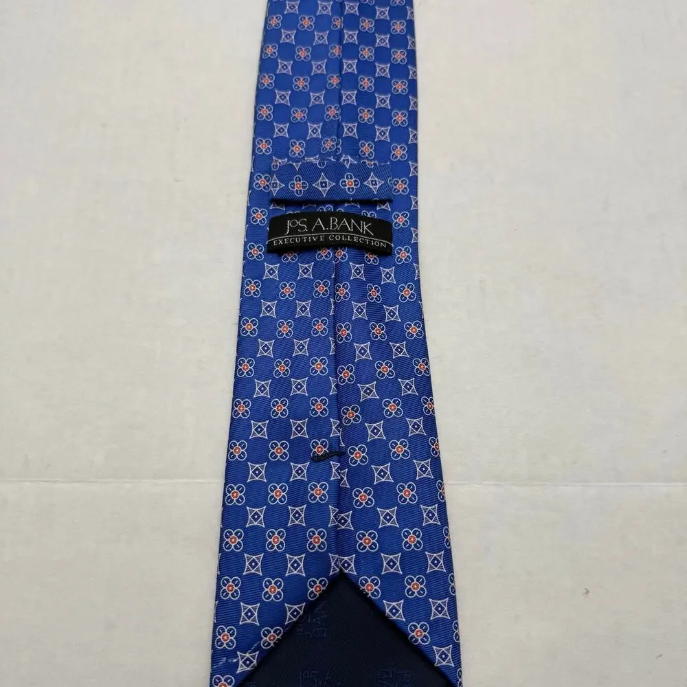 Jos A Bank Executive Collection Blue Silk Tie Medallion Print Necktie